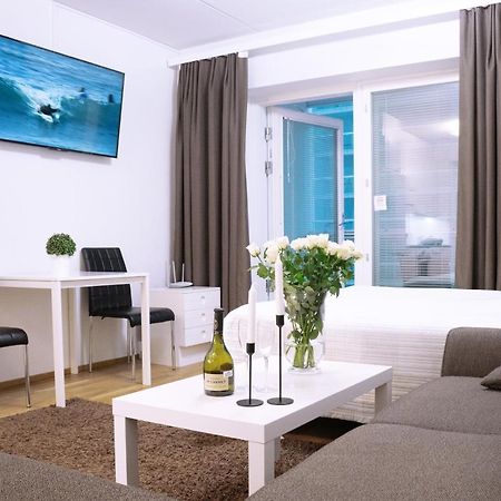 City Center 1R Studio With Perfect View, Parking Оулу Экстерьер фото