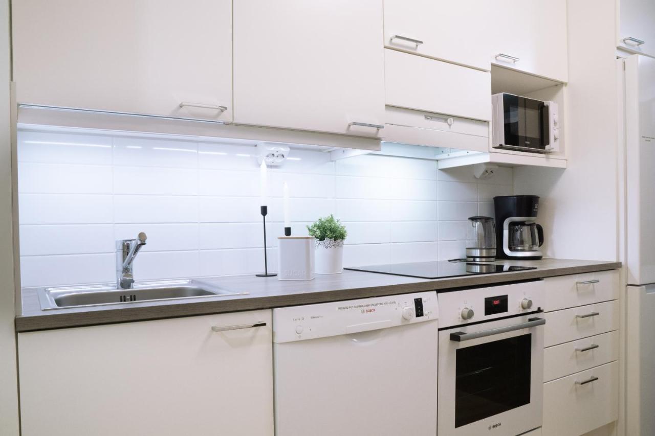 City Center 1R Studio With Perfect View, Parking Оулу Экстерьер фото
